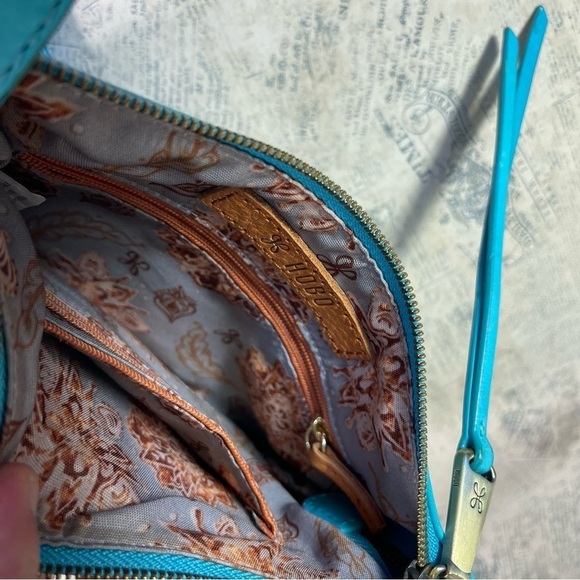 HOBO mini crossbody leather bag - Picture 9 of 14